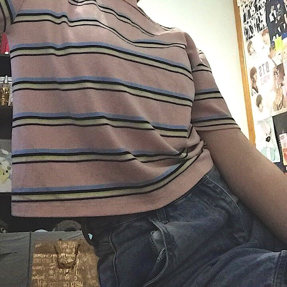 Cute, Soft slightly cropped T-shirt - Picture 2 of 3